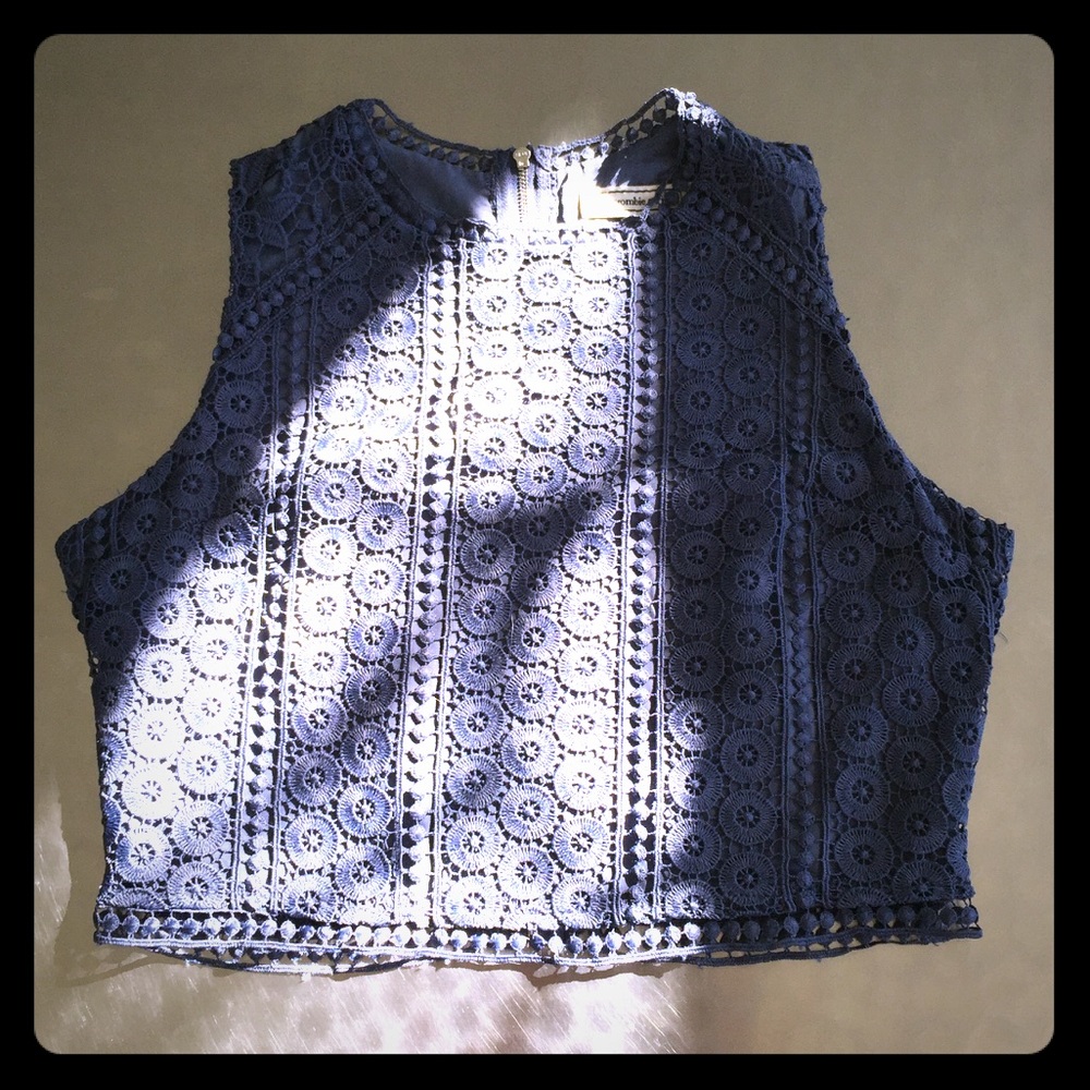 Abercrombie & Fitch Crop Top
